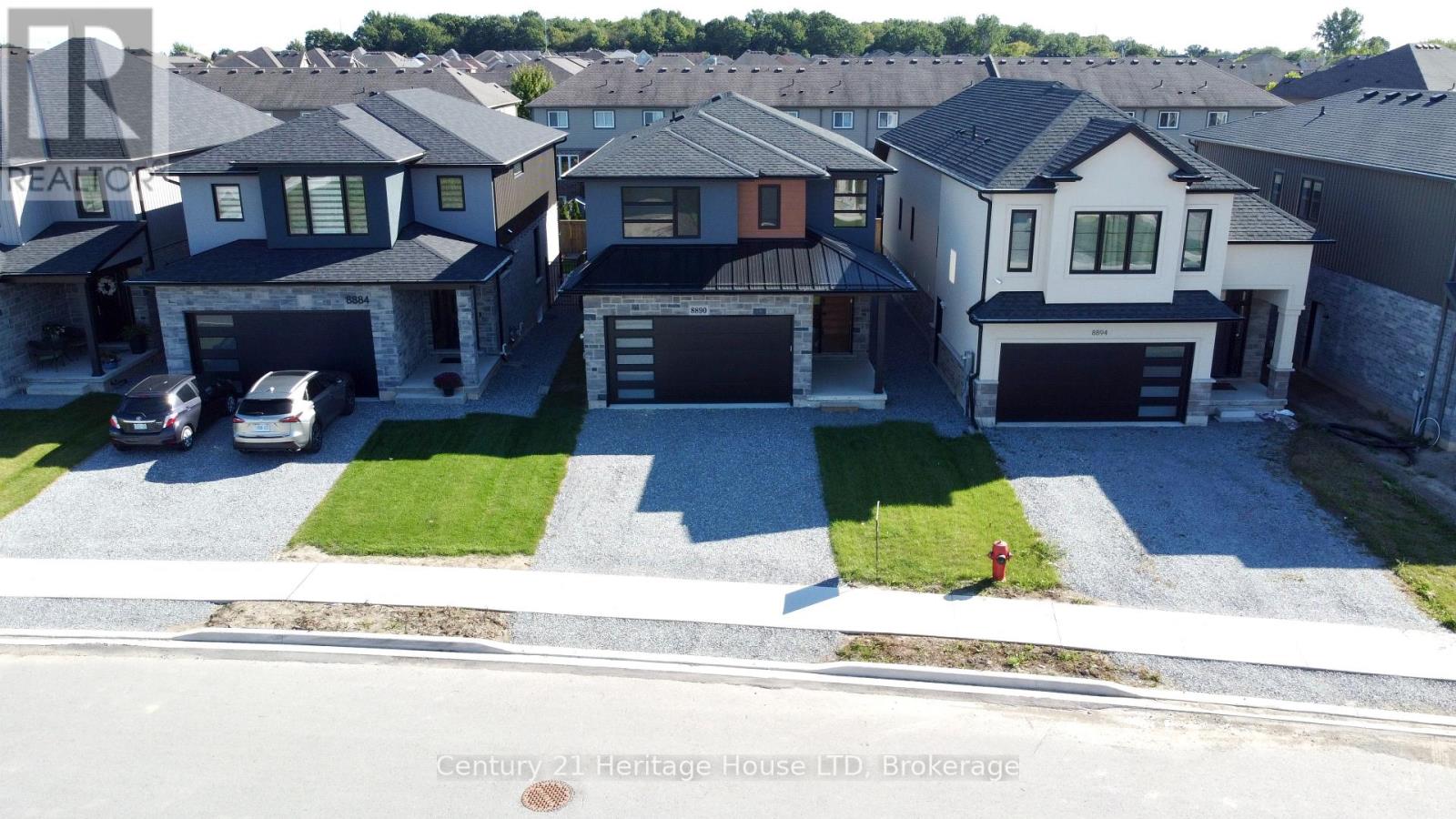 8890 Angie Drive, Niagara Falls, Ontario  L2H 3W8 - Photo 2 - X13801004