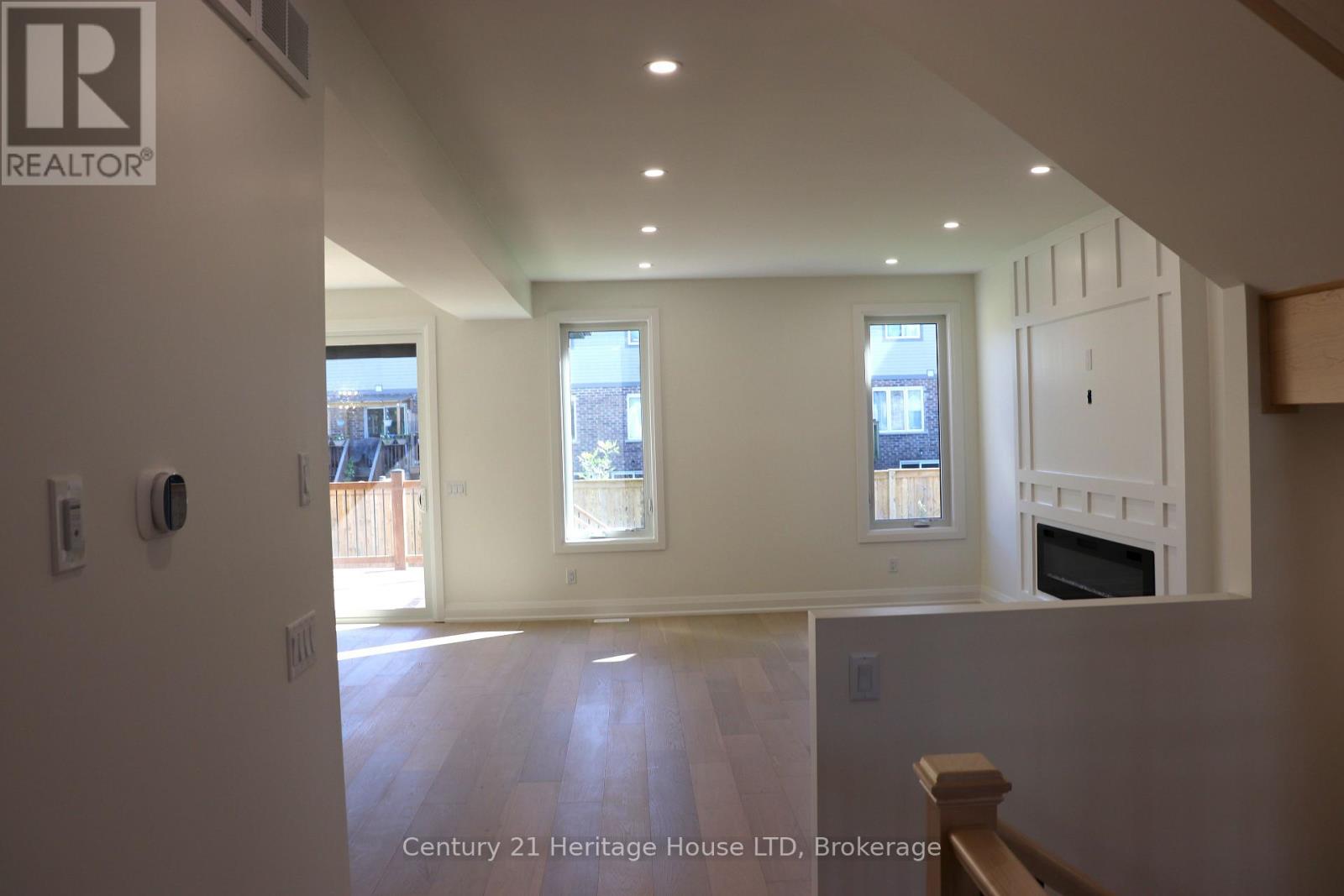 8890 Angie Drive, Niagara Falls (Forestview), Ontario L2H 3W8 - Photo 22 - X13801004