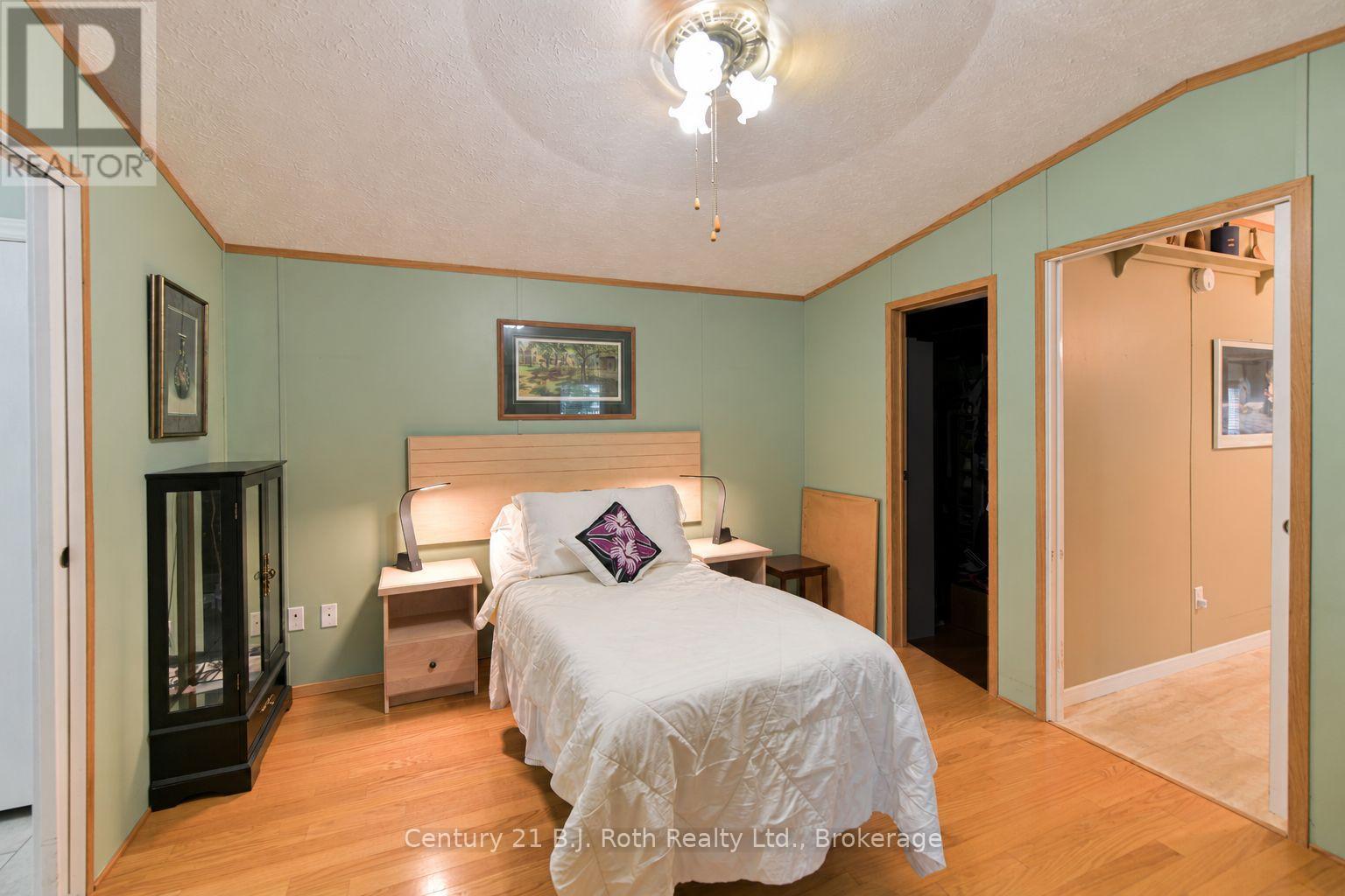 4128 Haines Street, Severn, Ontario  L3V 0V4 - Photo 18 - S13800968