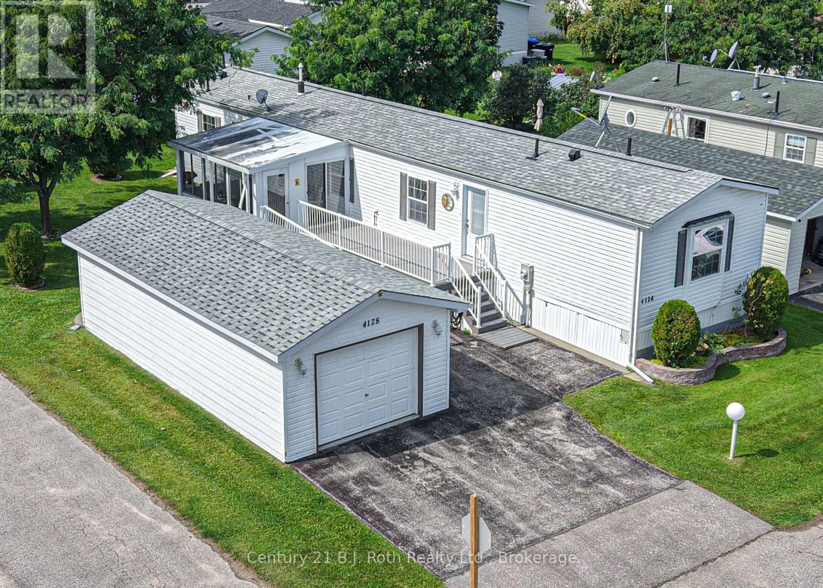 4128 Haines Street, Severn, Ontario  L3V 0V4 - Photo 2 - S13800968