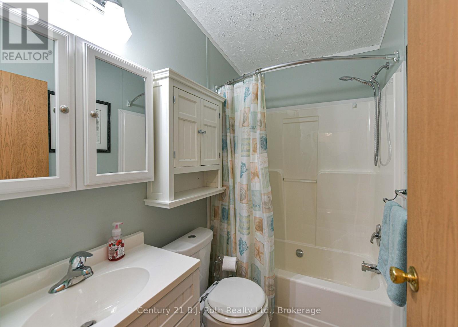 4128 Haines Street, Severn, Ontario  L3V 0V4 - Photo 25 - S13800968