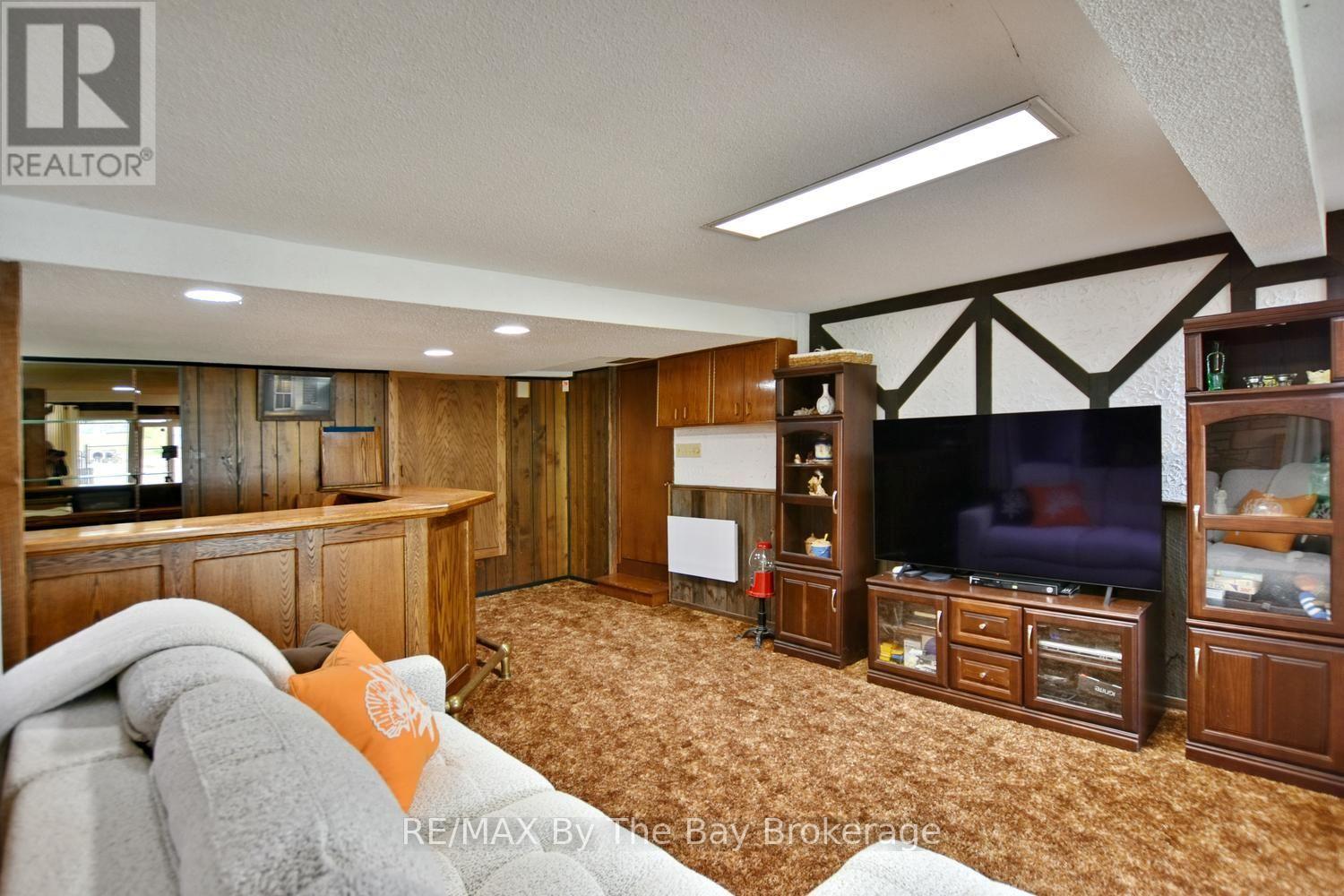 39 Old Mosley Street, Wasaga Beach, Ontario  L9Z 2J8 - Photo 20 - S13800974