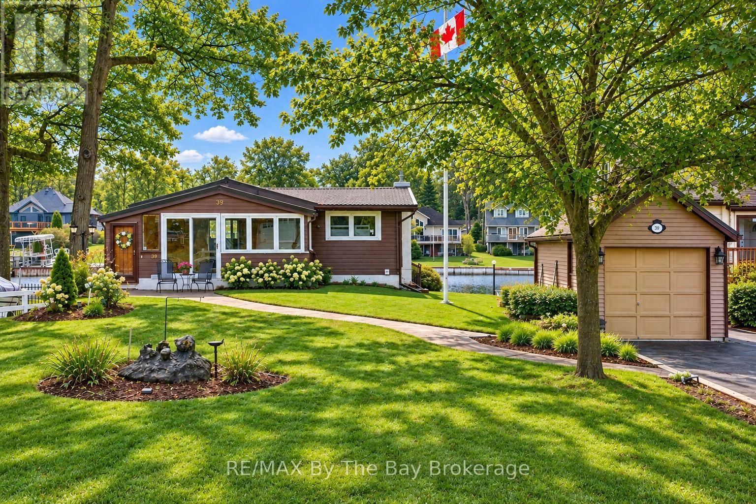 39 Old Mosley Street, Wasaga Beach, Ontario  L9Z 2J8 - Photo 6 - S13800974