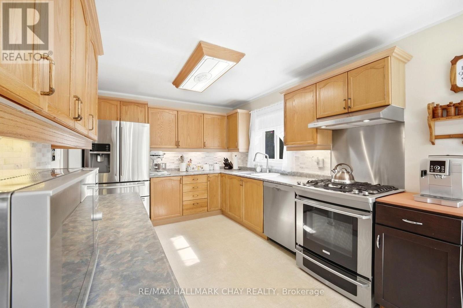 8871 Mckinnon Road, Essa, Ontario  L0M 1B4 - Photo 6 - N13800920