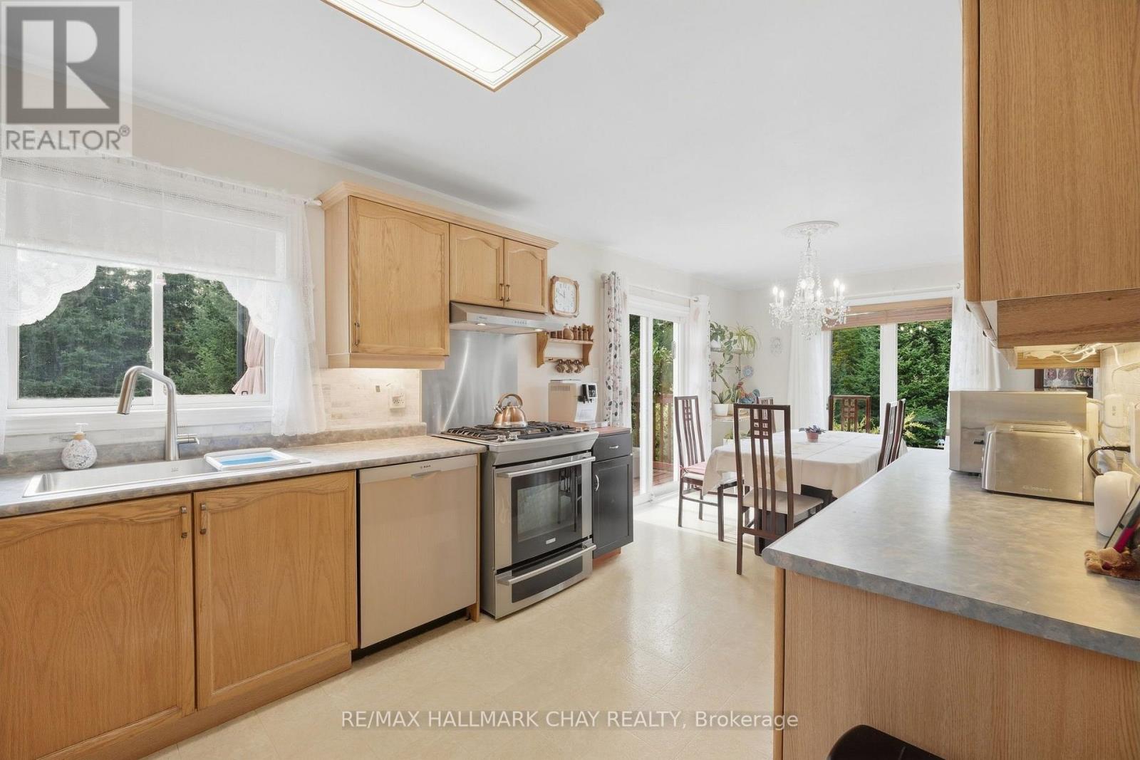 8871 Mckinnon Road, Essa, Ontario  L0M 1B4 - Photo 8 - N13800920
