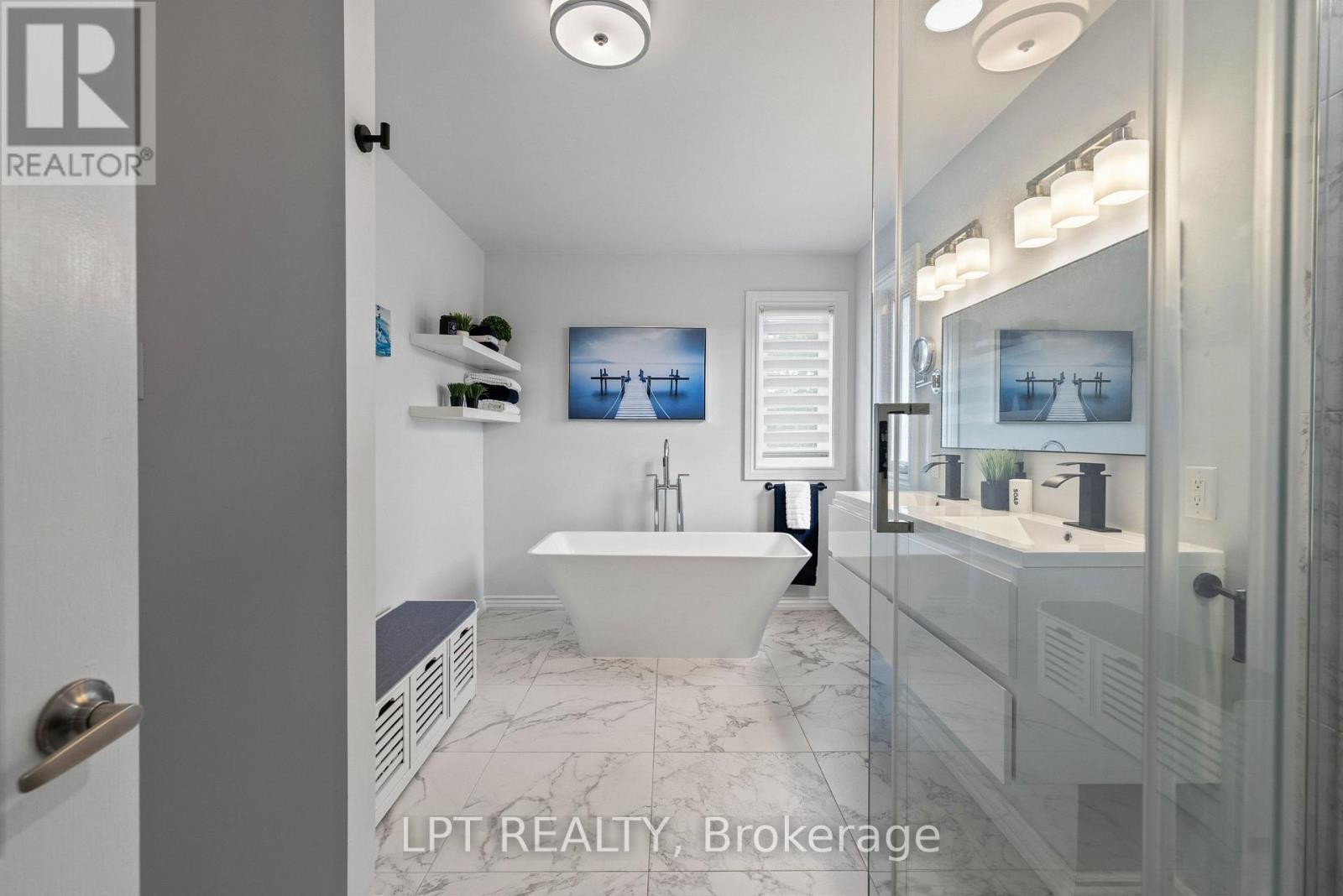 370 Silken Laumann Drive, Newmarket, Ontario  L3X 2J1 - Photo 24 - N13800944