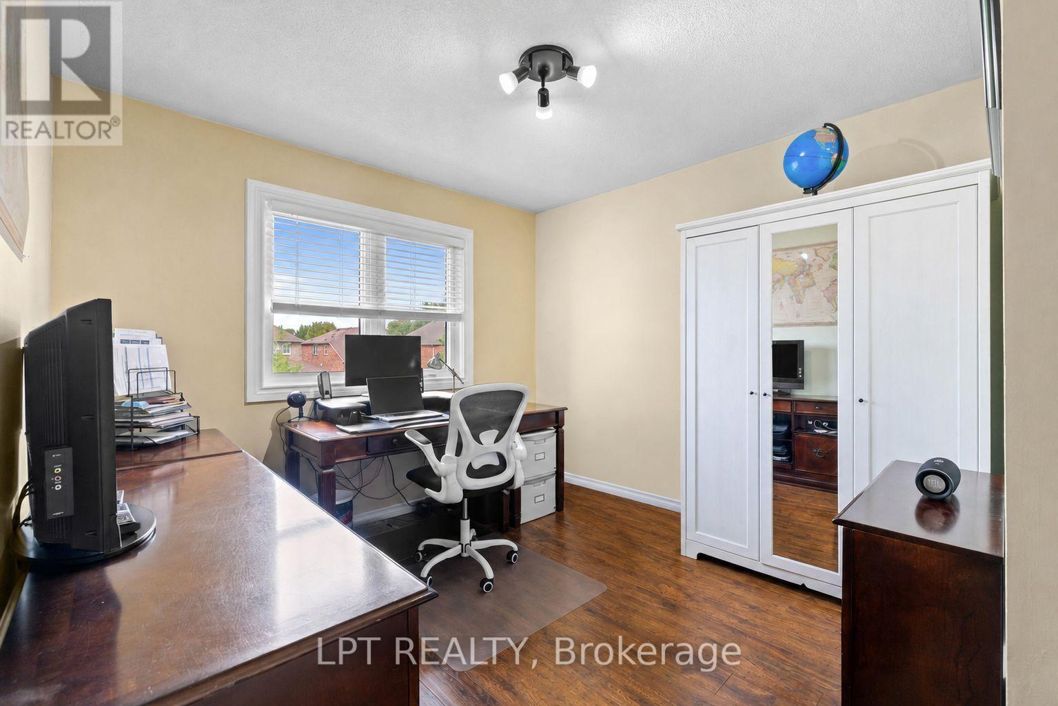 370 Silken Laumann Drive, Newmarket, Ontario  L3X 2J1 - Photo 29 - N13800944