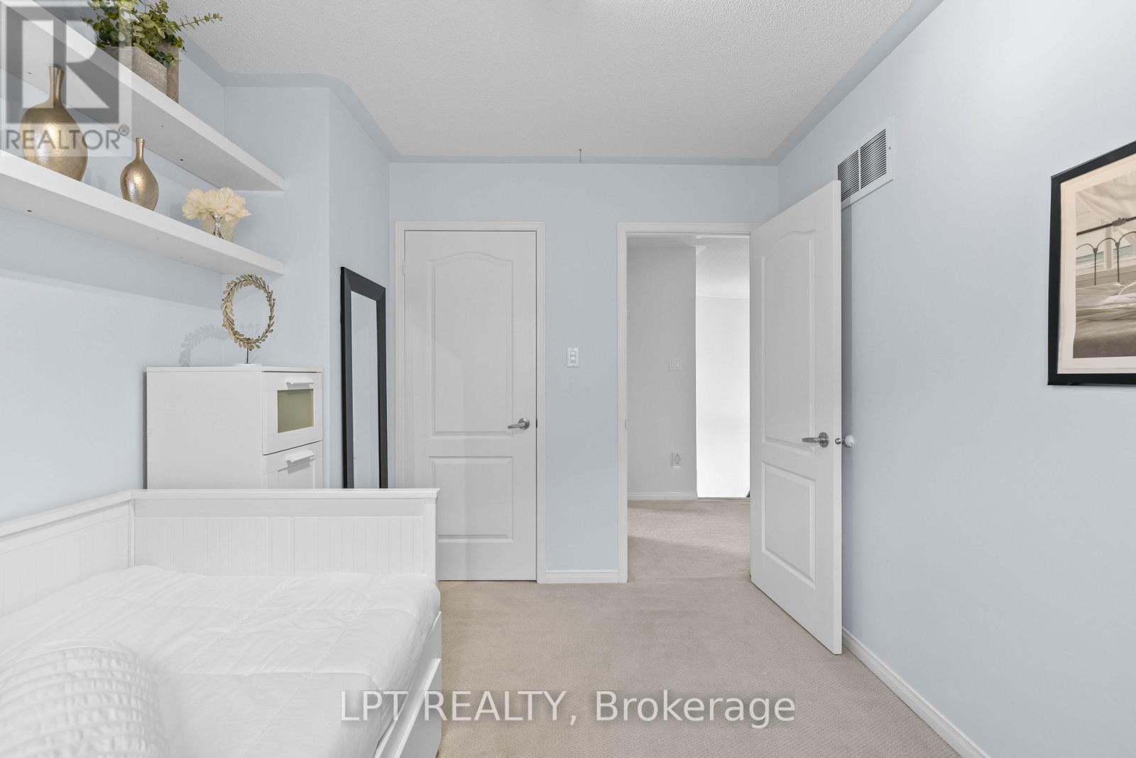 370 Silken Laumann Drive, Newmarket, Ontario  L3X 2J1 - Photo 32 - N13800944
