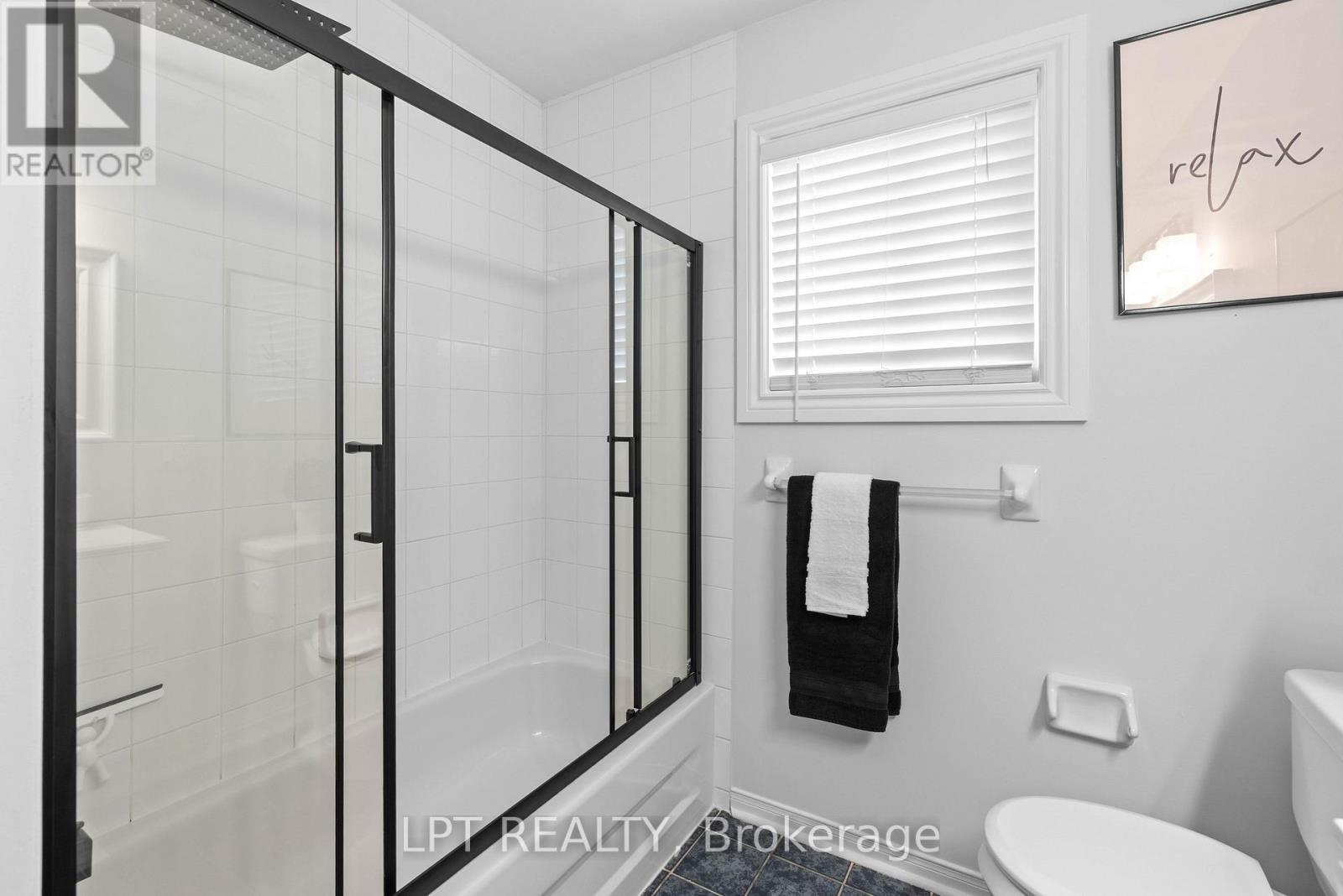370 Silken Laumann Drive, Newmarket, Ontario  L3X 2J1 - Photo 34 - N13800944