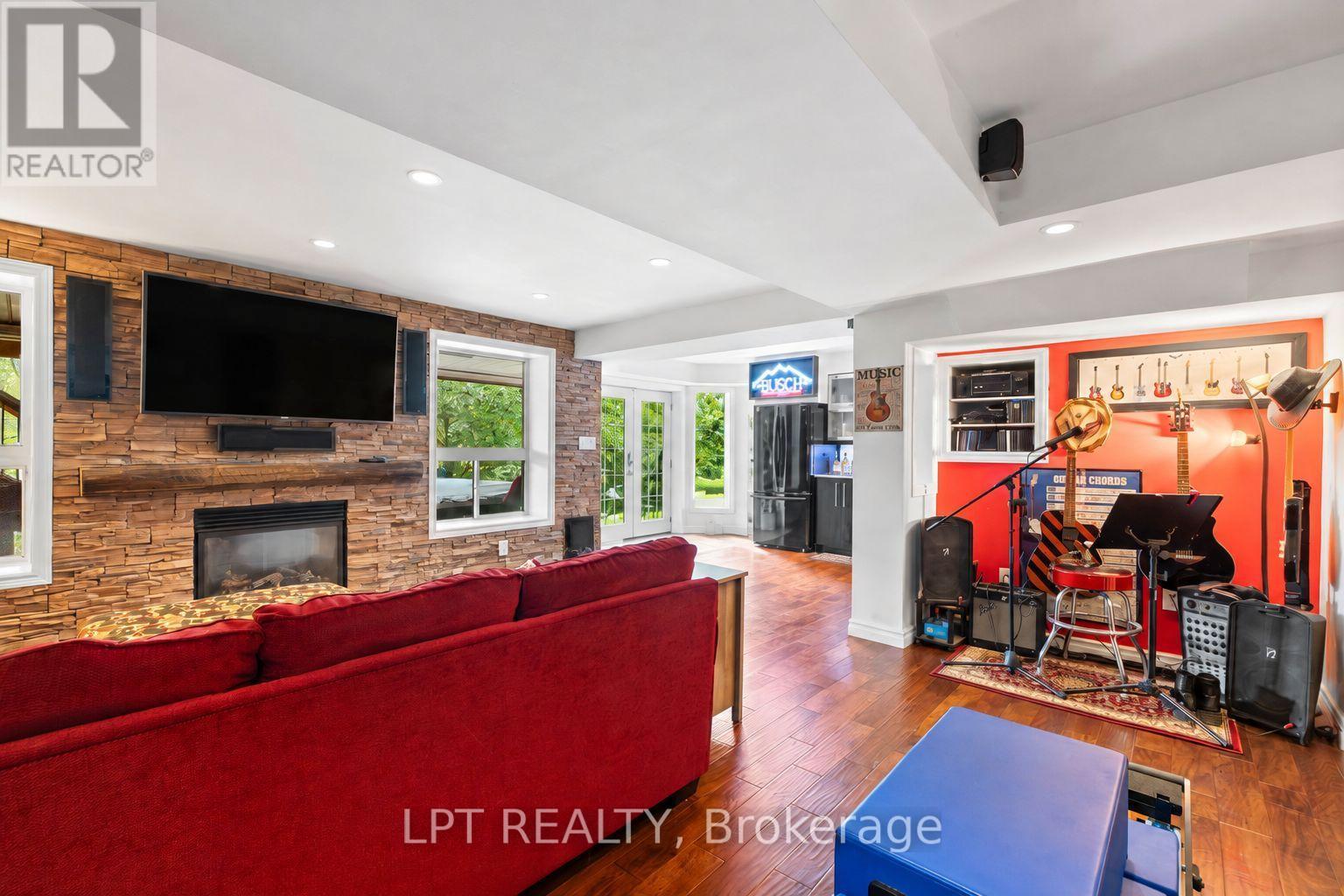 370 Silken Laumann Drive, Newmarket, Ontario  L3X 2J1 - Photo 36 - N13800944