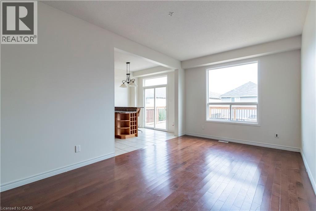 684 Commonwealth Crescent, Kitchener, Ontario  N2E 4J8 - Photo 13 - 40863277