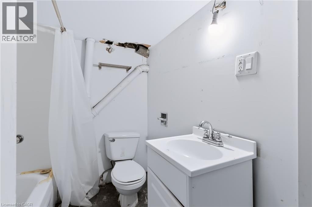 34 Baillie Street, Hamilton, Ontario  L8N 2K5 - Photo 30 - 40860974
