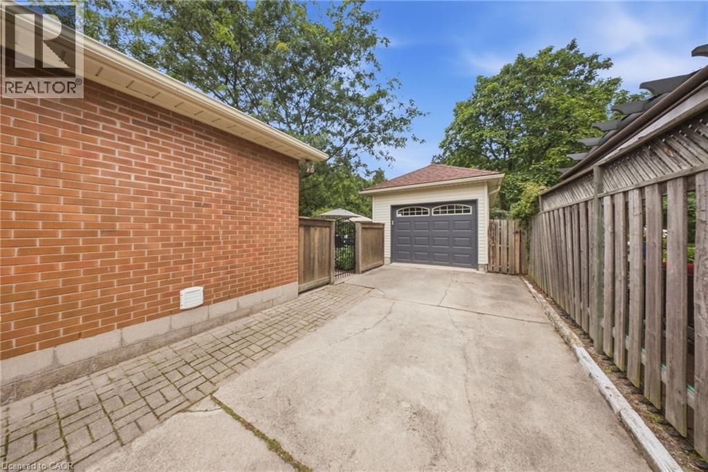 505 Enfield Road, Burlington, Ontario  L7T 2X5 - Photo 22 - 40864510