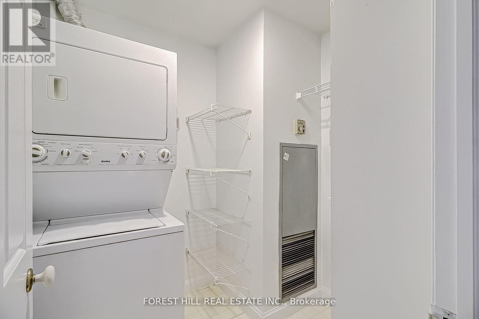 Ph7 - 55 Kingsbridge Garden Circle, Mississauga, Ontario  L5R 1Y1 - Photo 32 - W13800910
