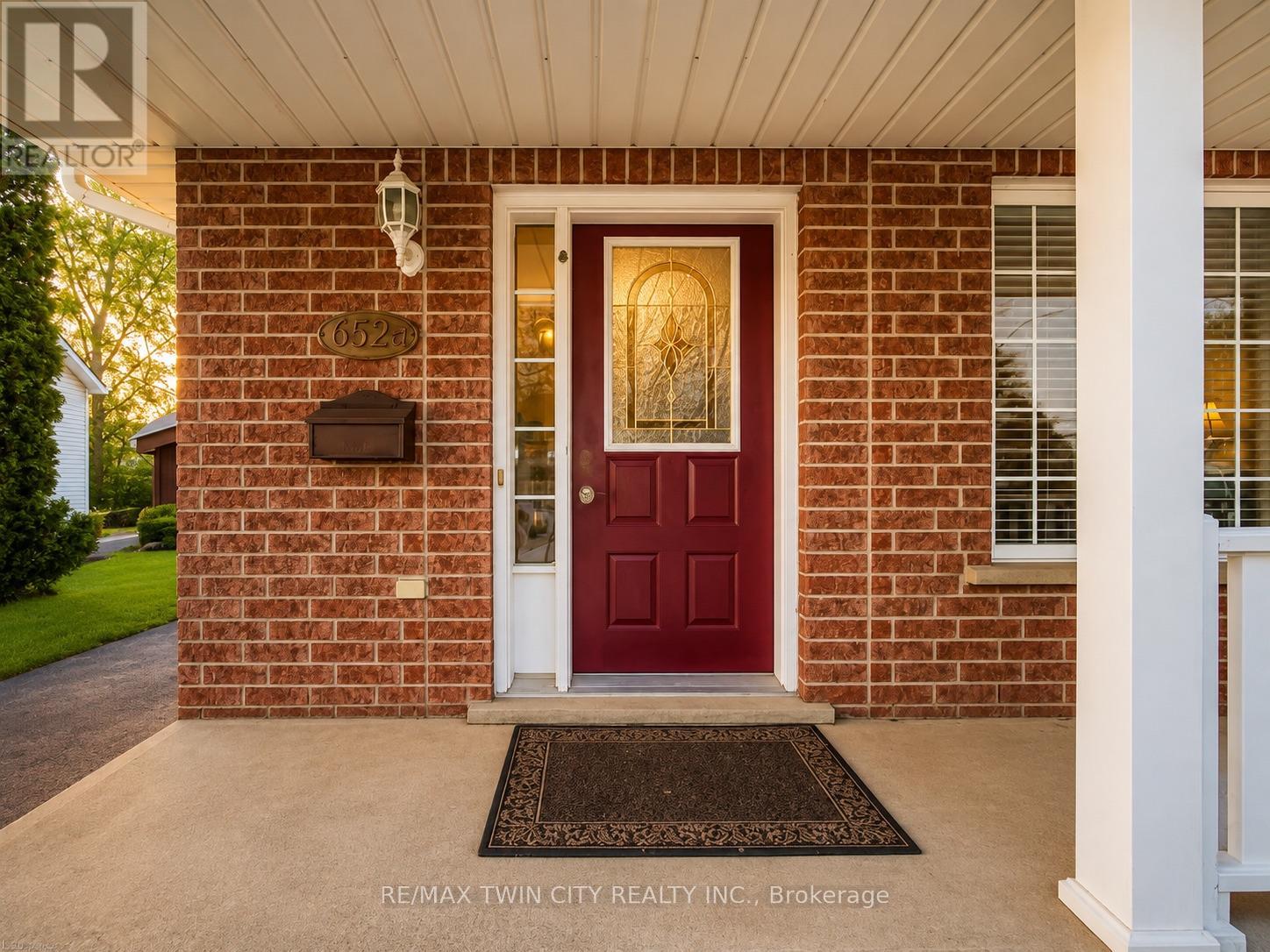 A - 652 JACOB LANE, Waterloo, Ontario