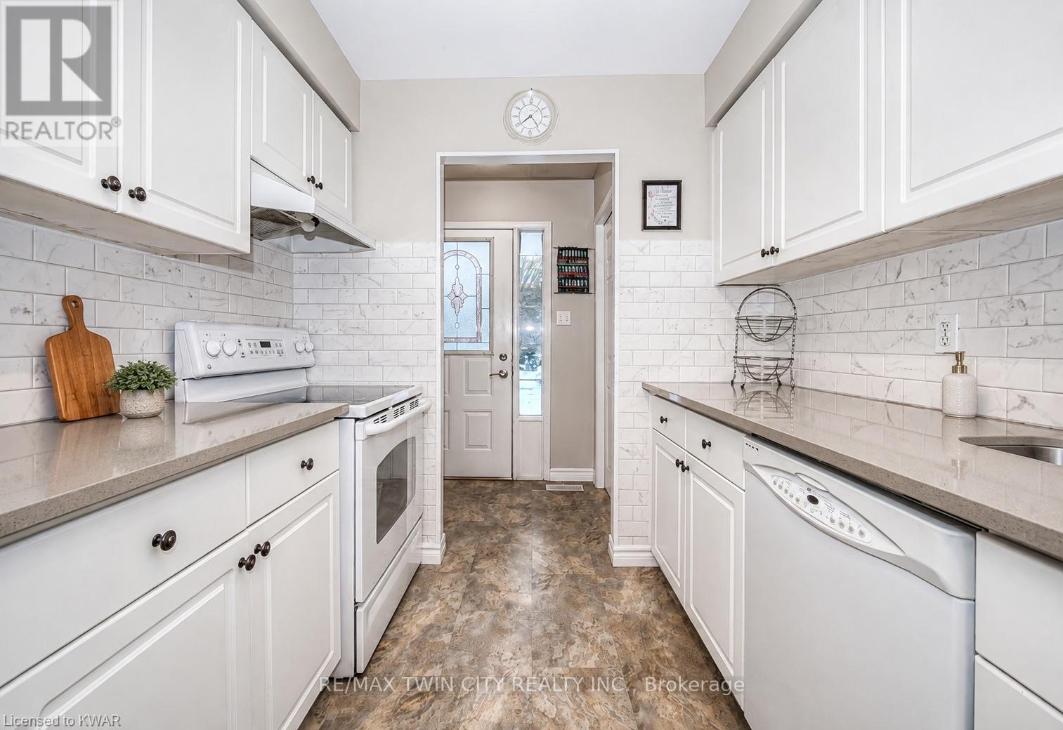 A - 652 Jacob Lane, Waterloo, Ontario  N2V 2G9 - Photo 6 - X13800912