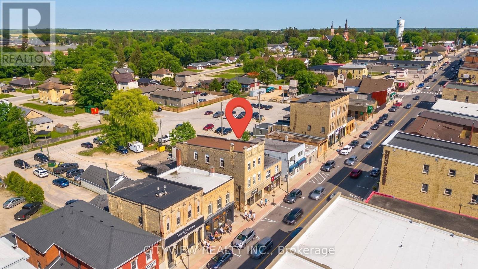 134 Main Street S, Wellington North, Ontario  N0G 2L0 - Photo 3 - X13800928