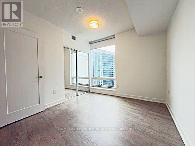 2711 - 10 York Street, Toronto, Ontario  M5J 0E1 - Photo 17 - C13800876