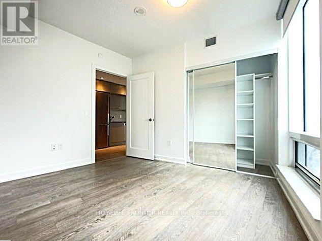 2711 - 10 York Street, Toronto, Ontario  M5J 0E1 - Photo 18 - C13800876