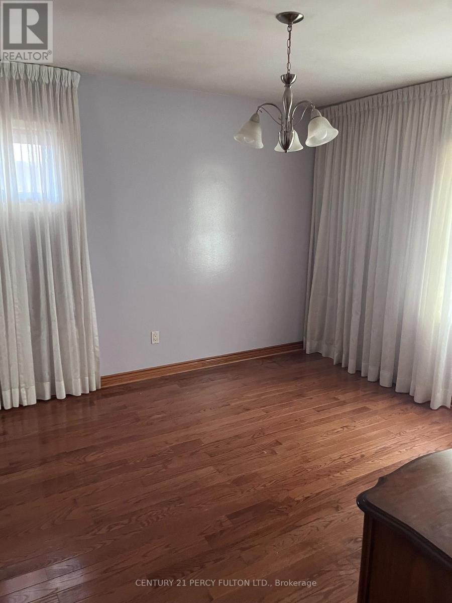 Main - 41 Pachino Boulevard, Toronto, Ontario  M1R 4J6 - Photo 5 - E13799598