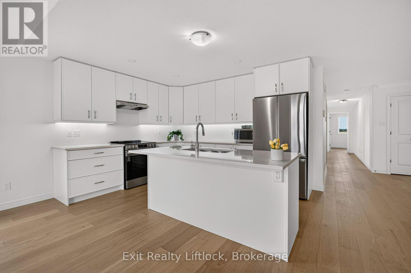 727 Latimer Way, Peterborough, Ontario  K9K 0H4 - Photo 8 - X13446554
