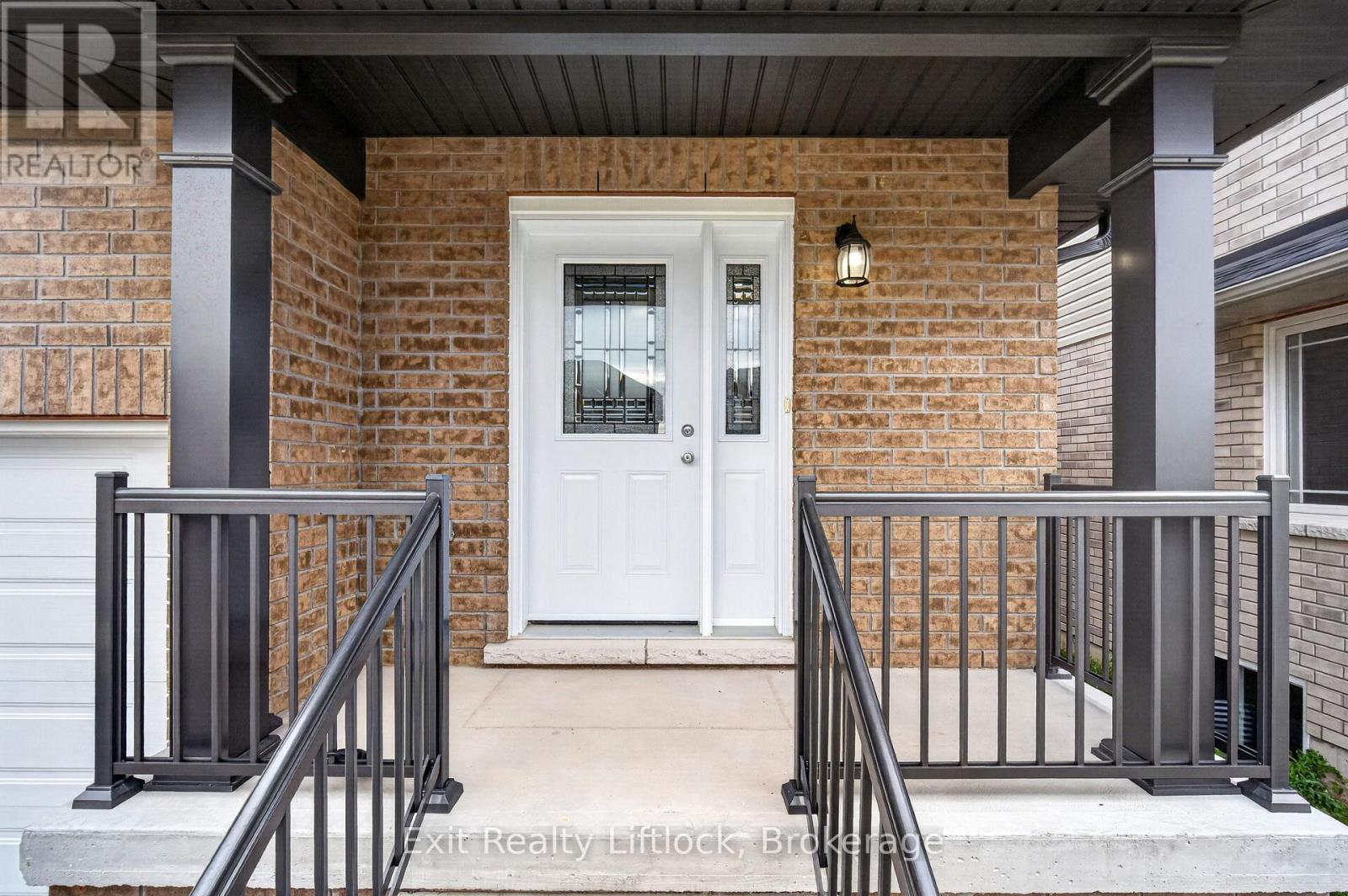 224 O'neil Street, Peterborough, Ontario  K9K 0H5 - Photo 2 - X13799144