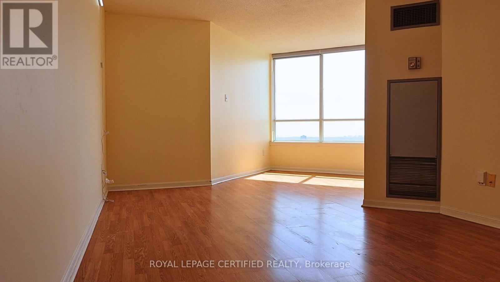 1806 - 550 Webb Drive, Mississauga, Ontario  L5B 3Y4 - Photo 8 - W13780828
