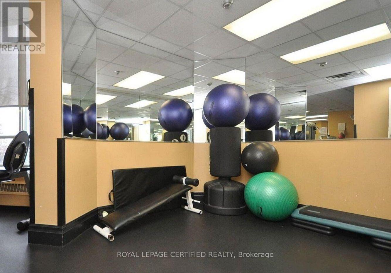 1806 - 550 Webb Drive, Mississauga, Ontario  L5B 3Y4 - Photo 21 - W13780828