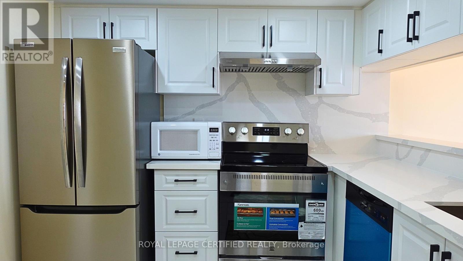 1806 - 550 Webb Drive, Mississauga, Ontario  L5B 3Y4 - Photo 6 - W13780828