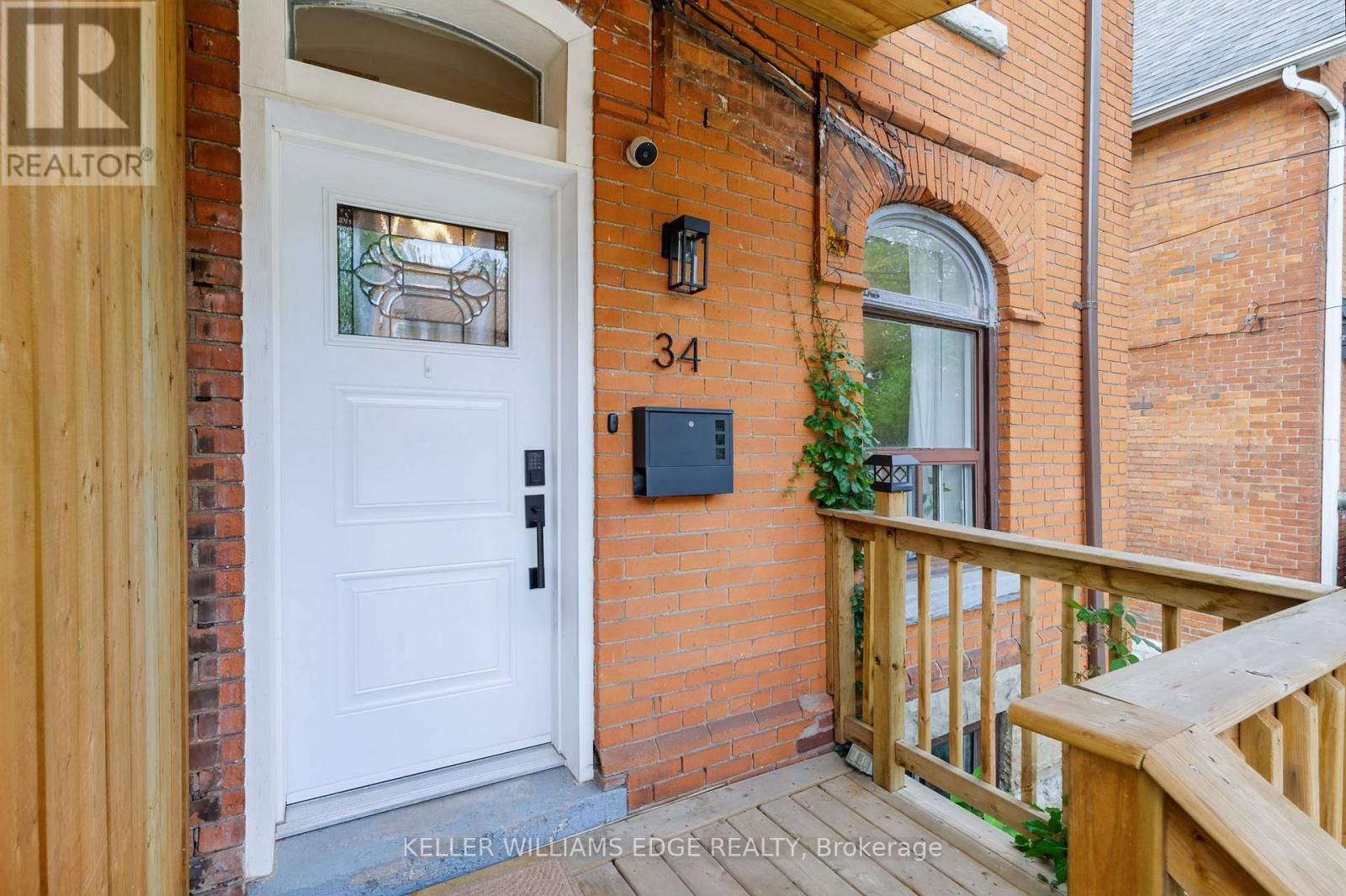 34 Baillie Street, Hamilton, Ontario  L8N 2K5 - Photo 2 - X13768474