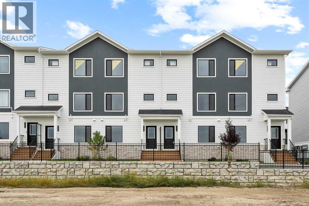 1414, 25 Wildwoods Court Sw, Airdrie, Alberta  T4B 5V8 - Photo 1 - A2342475