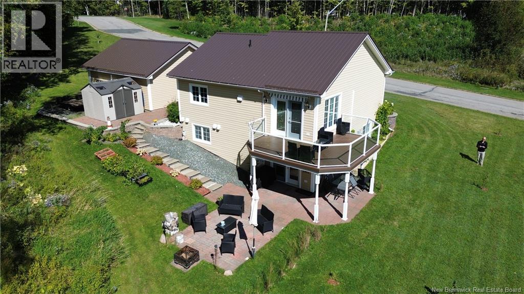 1895 Gowan Brae Drive, Bathurst, New Brunswick  E2A 4X5 - Photo 3 - NB147916