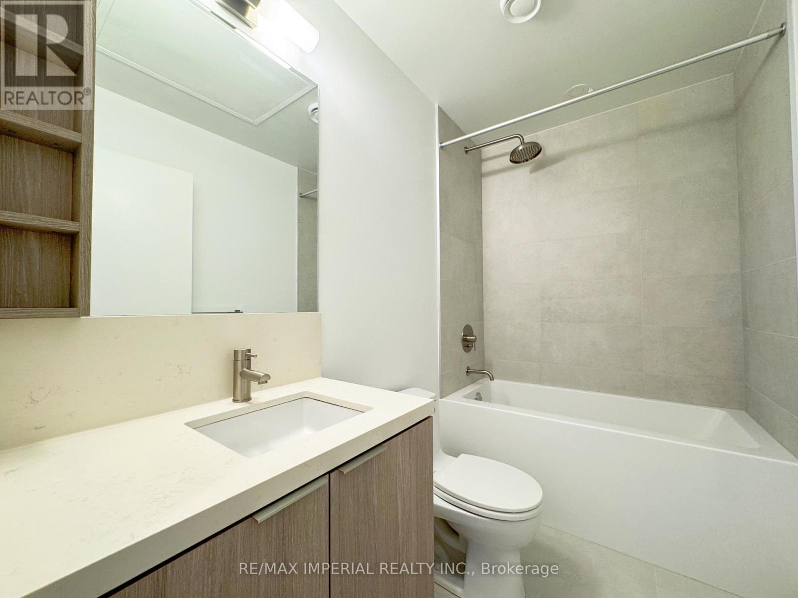 1005 - 2020 Bathurst Street, Toronto (Humewood-Cedarvale), Ontario  M5P 0A6 - Photo 7 - C13800810