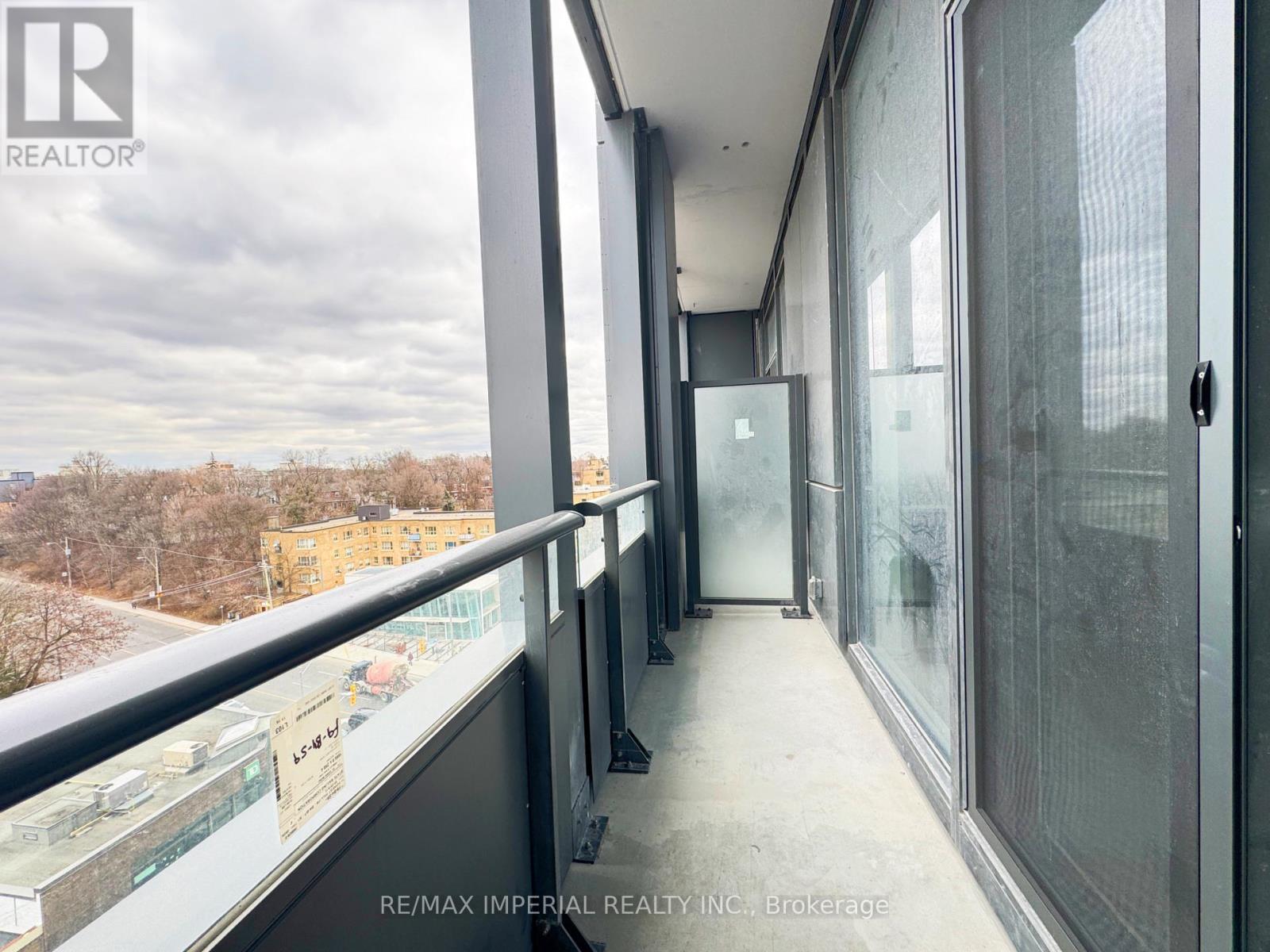 1005 - 2020 BATHURST STREET