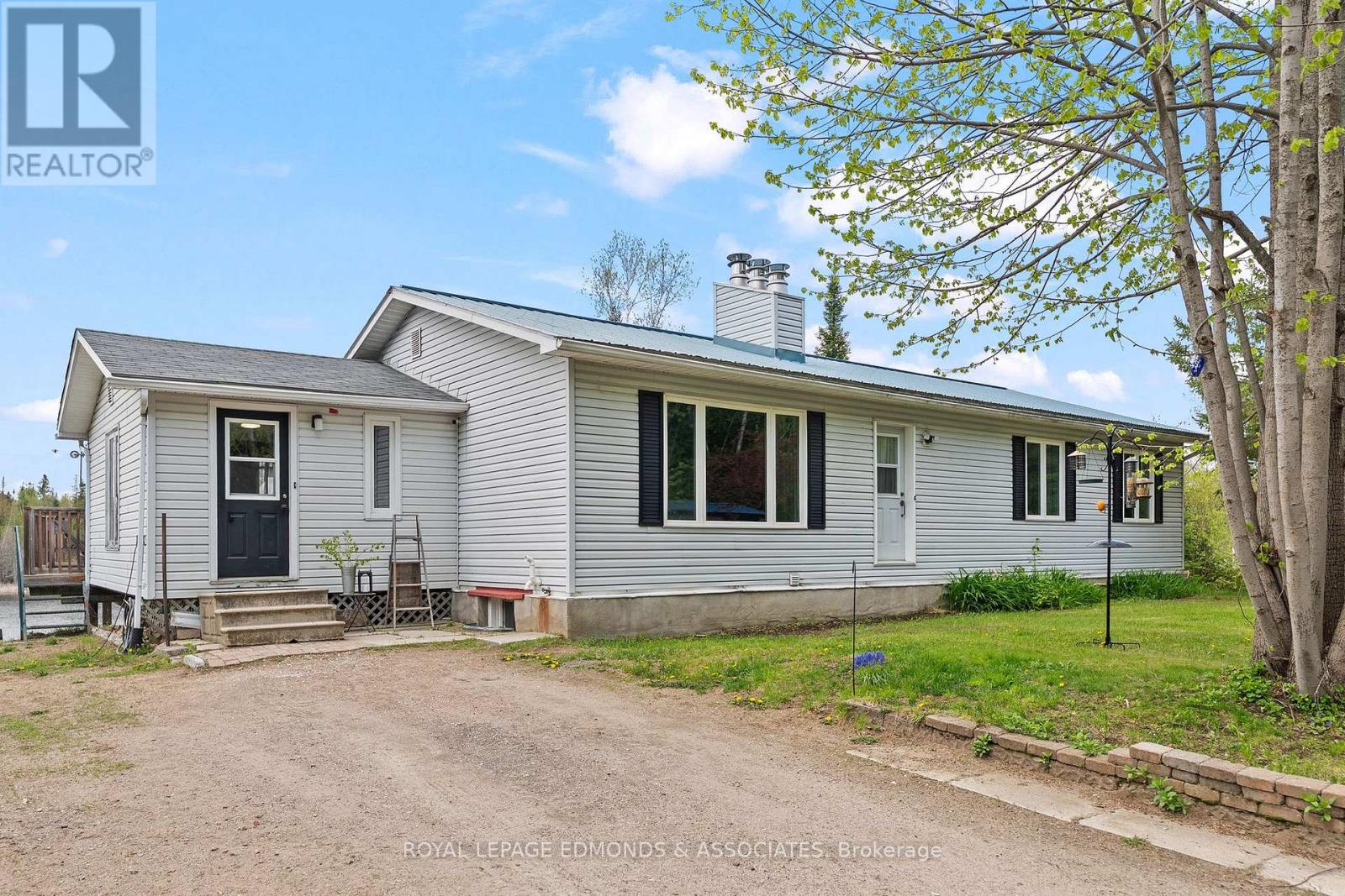 164 Garden Lake Trail, Whitewater Region, Ontario  K0J 1Y0 - Photo 4 - X13151220