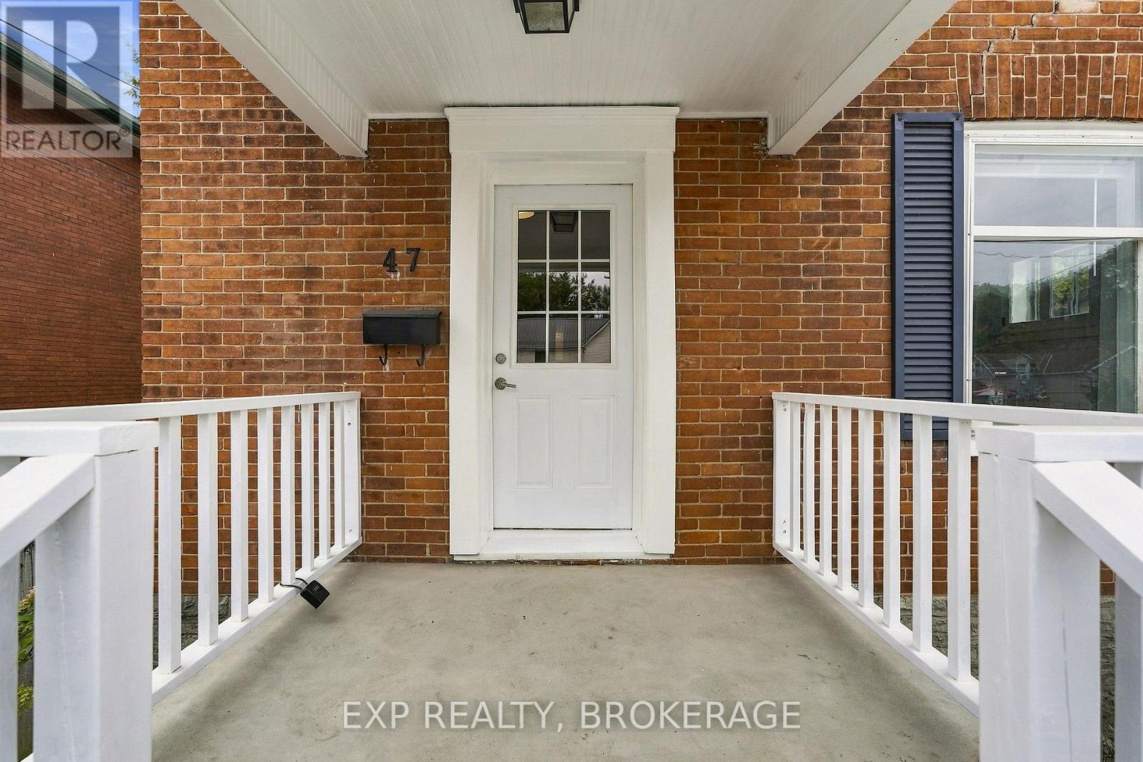 47 Henry Street, Belleville, Ontario  K8P 1N4 - Photo 3 - X13801084
