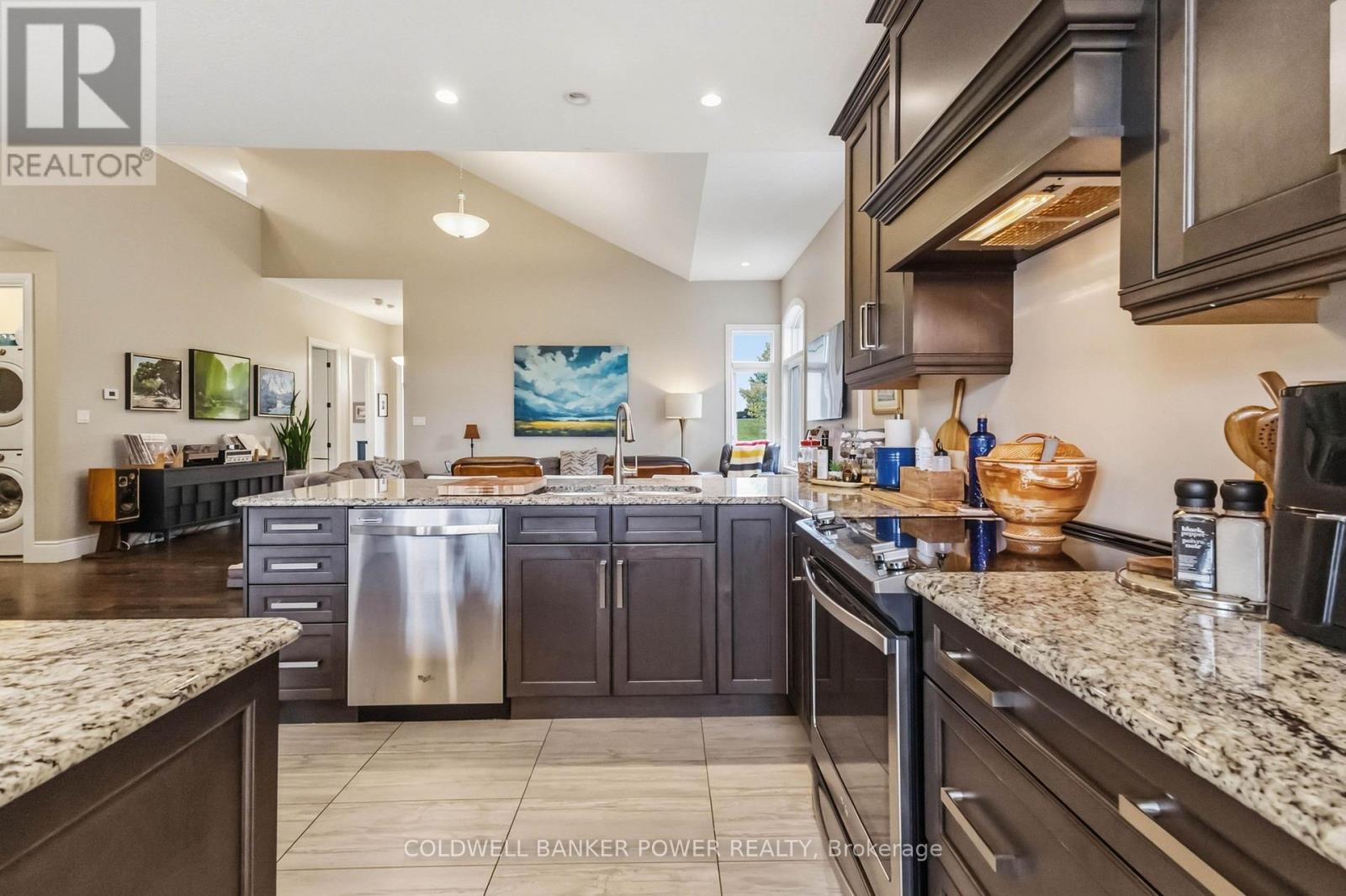 2483 Meadowlands Way, London North, Ontario  N6G 0P1 - Photo 11 - X13801082