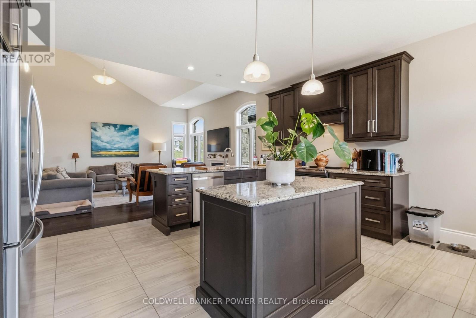 2483 Meadowlands Way, London North, Ontario  N6G 0P1 - Photo 7 - X13801082