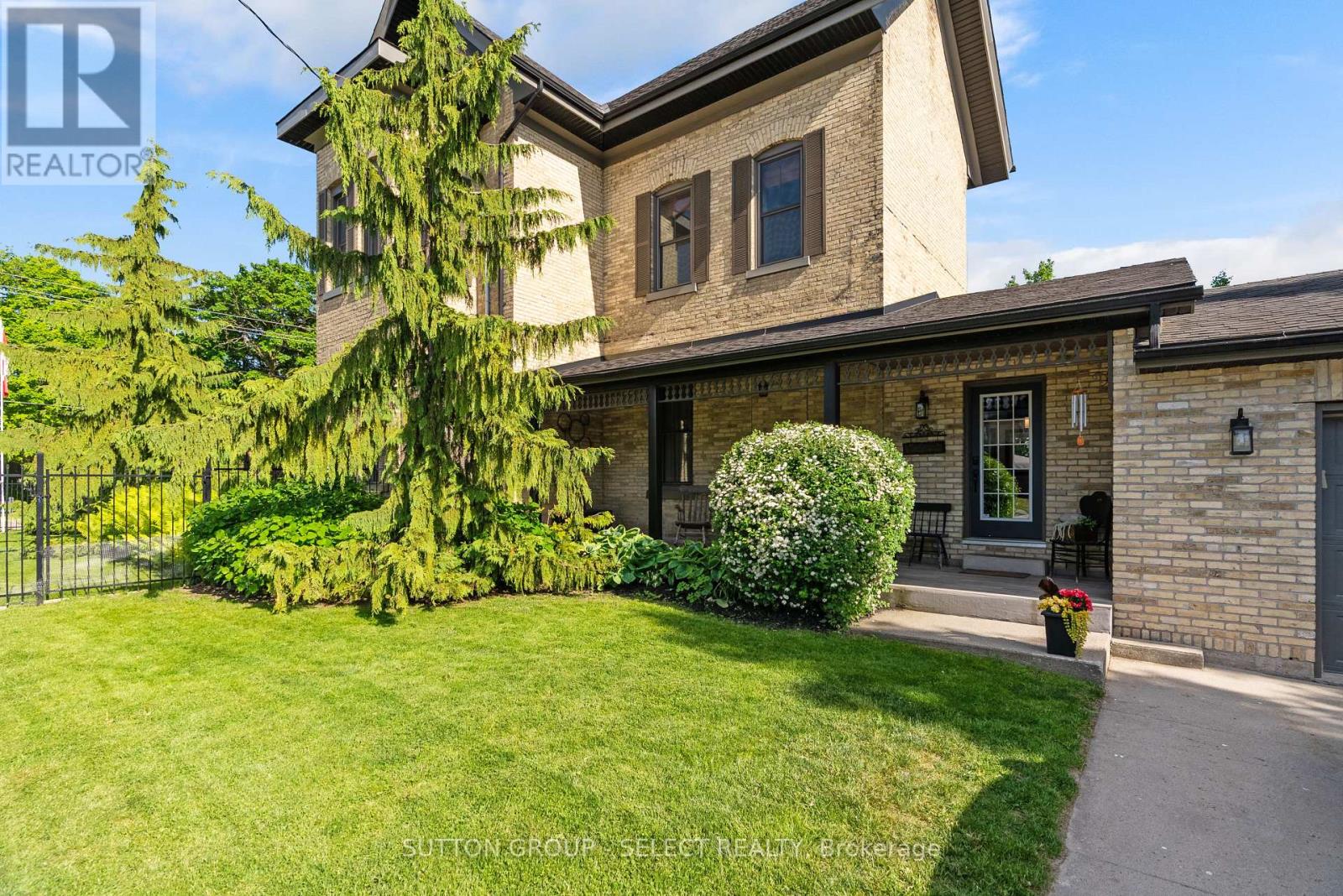 431 Albert Street, South Huron, Ontario  N0M 1S1 - Photo 2 - X13801168