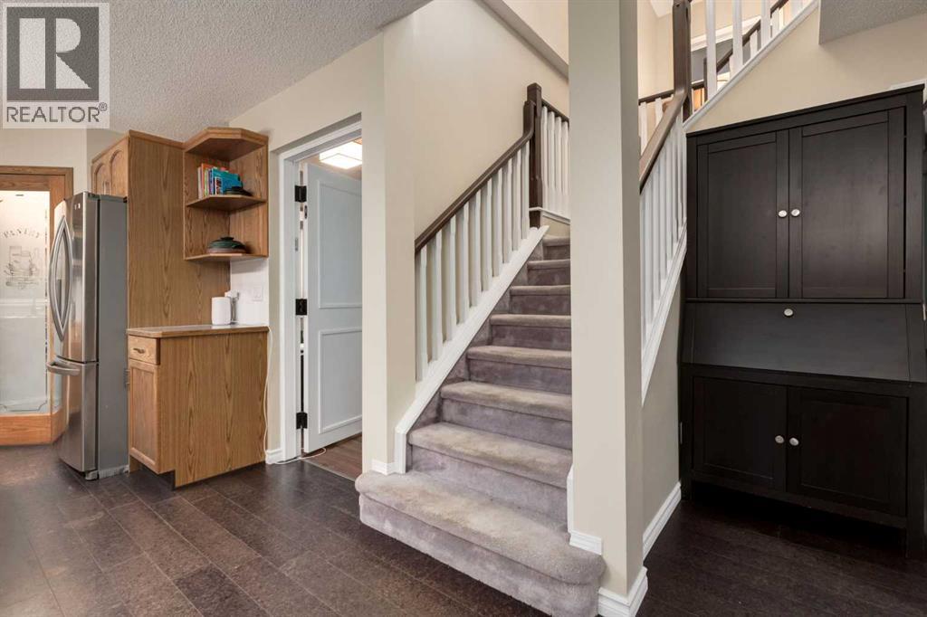 32 Sunmeadows Court Se, Calgary, Alberta  T2X 3H4 - Photo 19 - A2336157