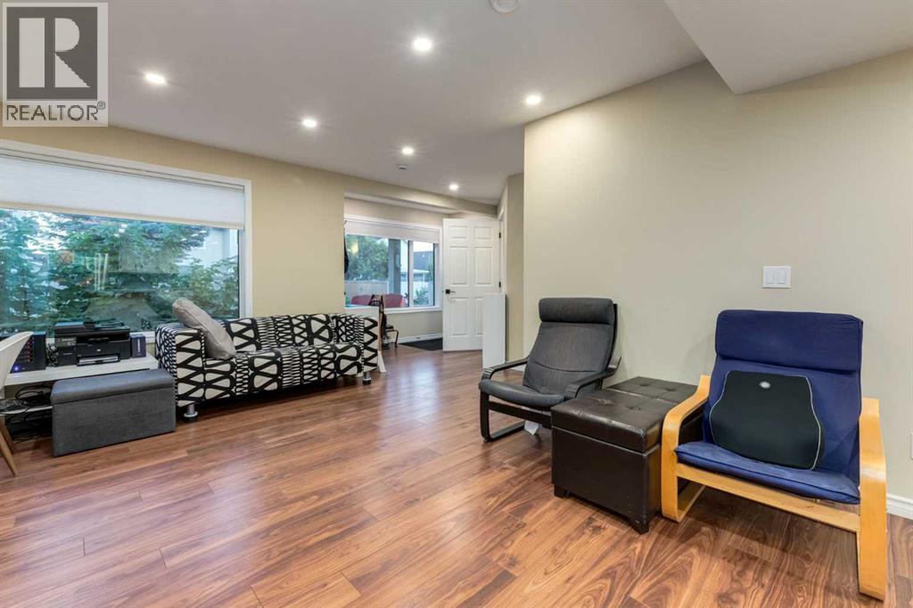 32 Sunmeadows Court Se, Calgary, Alberta  T2X 3H4 - Photo 30 - A2336157