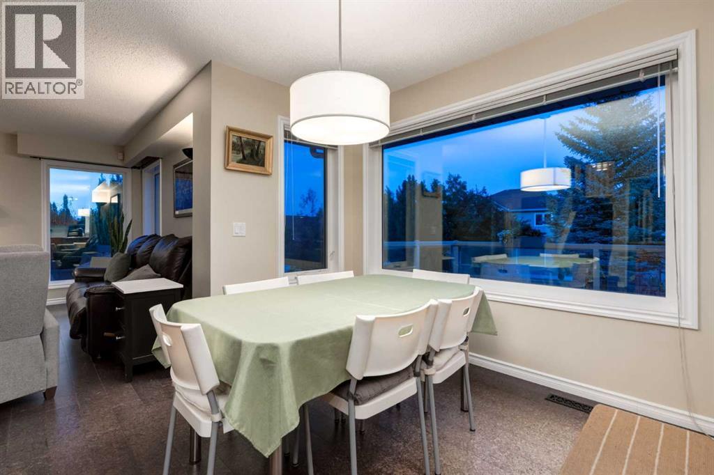 32 Sunmeadows Court Se, Calgary, Alberta  T2X 3H4 - Photo 11 - A2336157