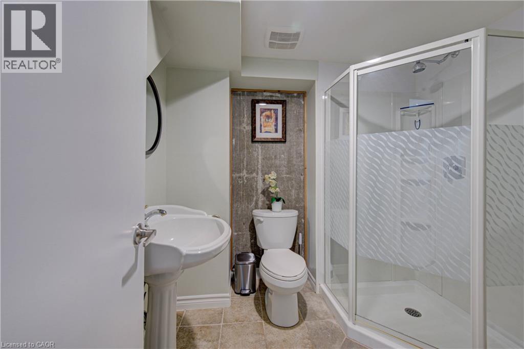 73 Christopher Drive, Waterloo, Ontario  N2J 4J6 - Photo 32 - 40863390
