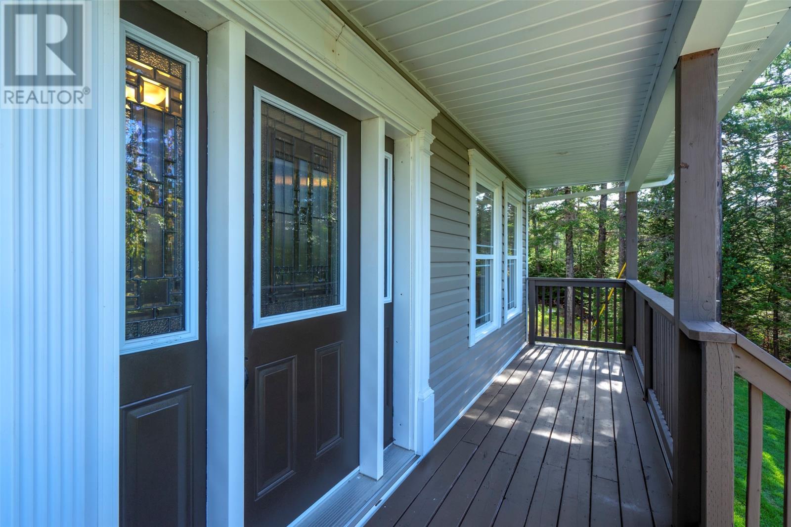 16 Hillview Place, South River — photo 3