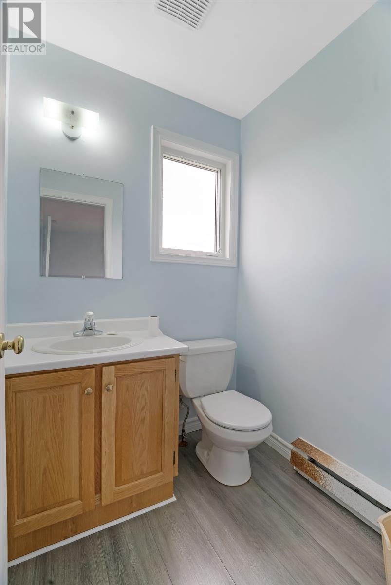 17 Cedar Drive, St. John's — photo 13