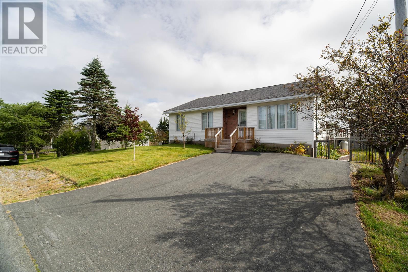 17 Cedar Drive, St. John's — photo 29