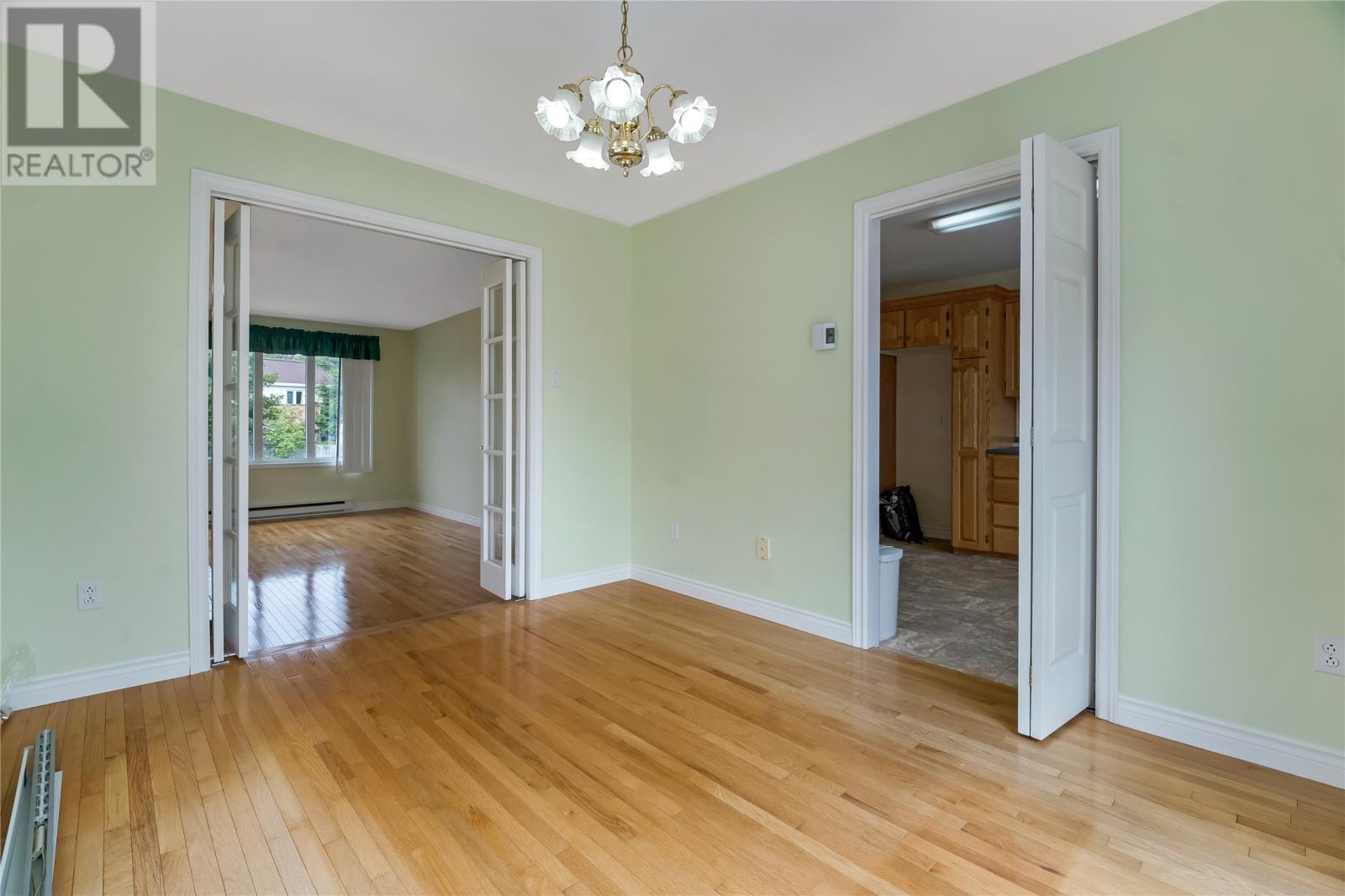 17 Cedar Drive, St. John's — photo 7