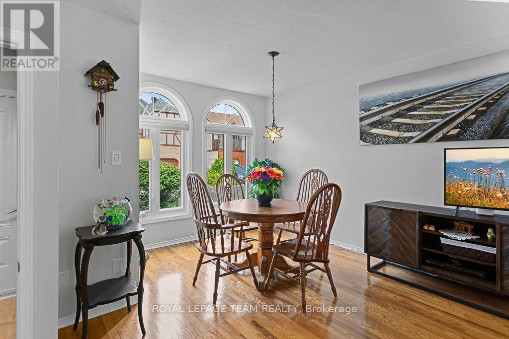 2756 Massicotte Lane, Ottawa, Ontario K1T 3H1 - Photo 4 - X13801038