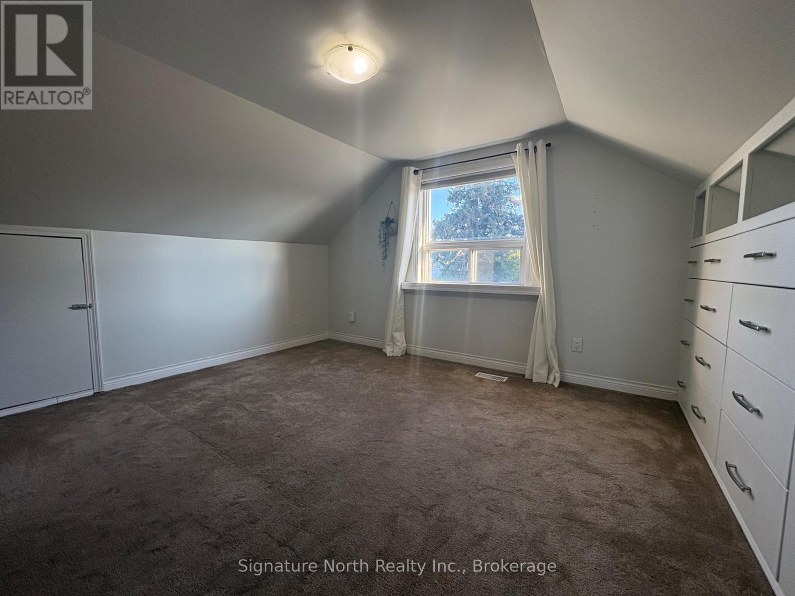 230 Robertson Street, Thunder Bay (East End), Ontario  P7C 2N8 - Photo 10 - X13801136