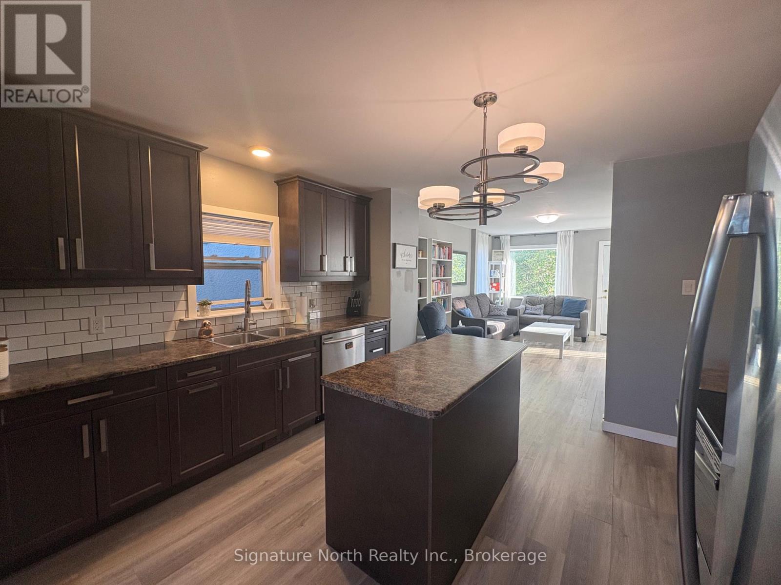 230 Robertson Street, Thunder Bay (East End), Ontario  P7C 2N8 - Photo 7 - X13801136